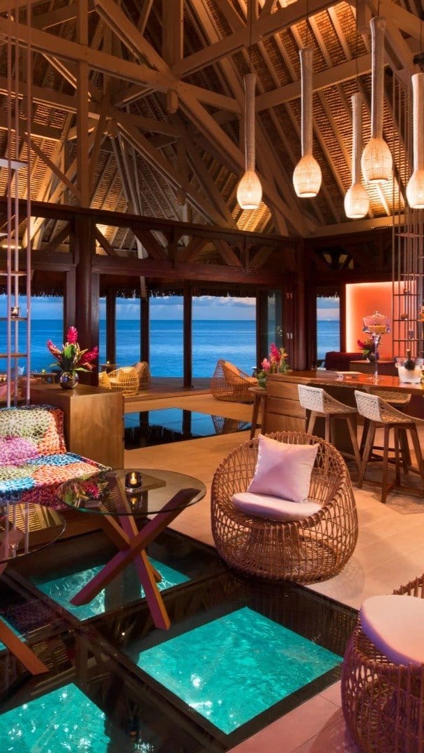 upa-upa-lounge-bar-bora-bora-pol2